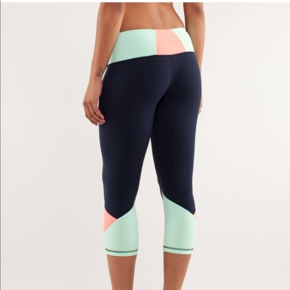 Lululemon EmbodyCrop Navy blue, mint, coral/orange - Picture 2 of 8